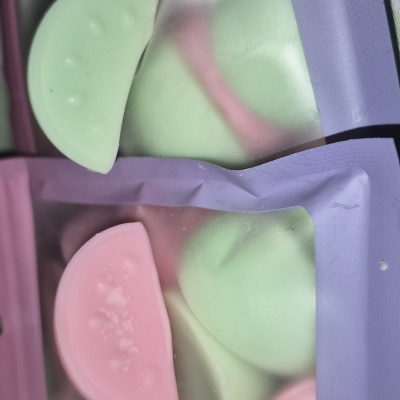 Wax Melts By Nugget - Picture 8 of 9